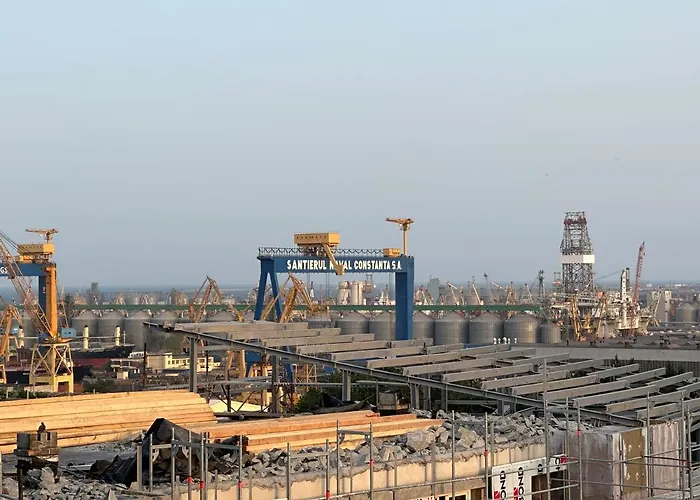 Port View Studio-constanta *