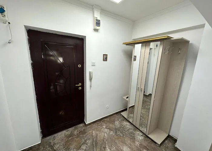 Port View Studio-constanta * コンスタンツァ